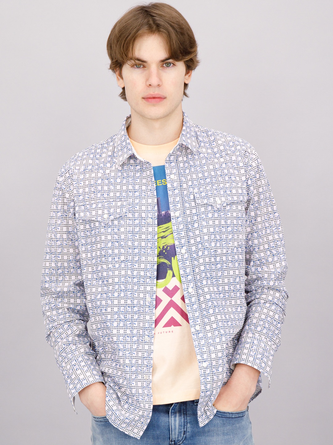 

FREESOUL Men Off White Printed Casual Shirt