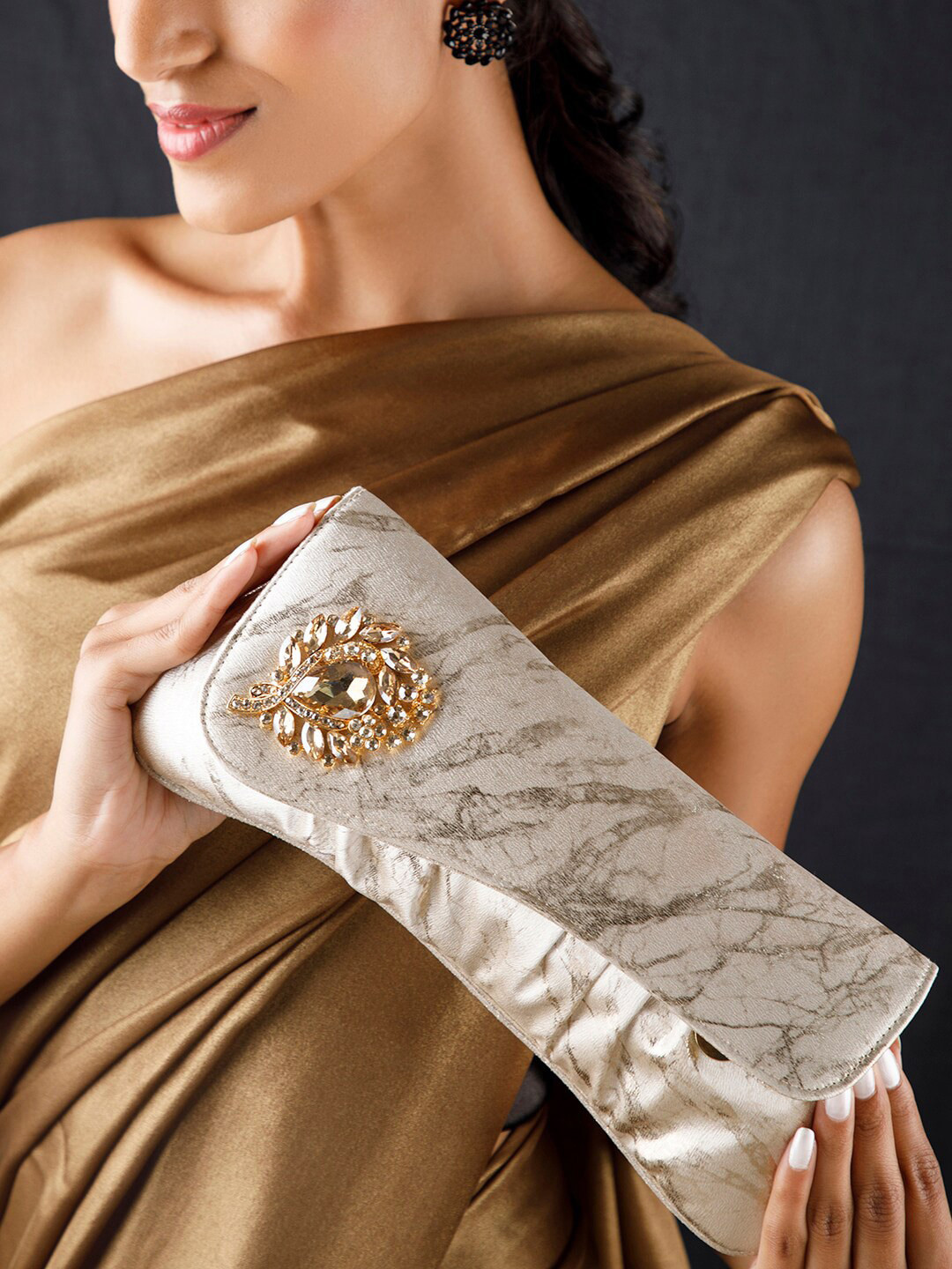 

Rubans Gold-Toned & Silver-Toned Embellished Purse Clutch