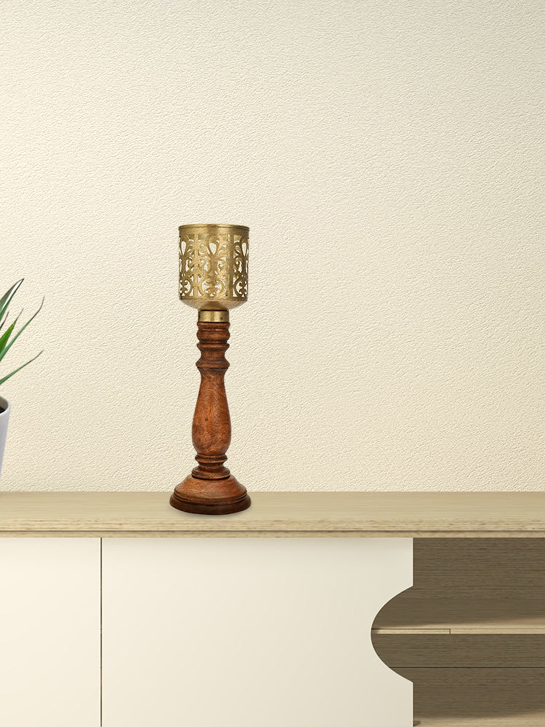 

Athome by Nilkamal Brown & Gold-Toned Jali Candle Holder