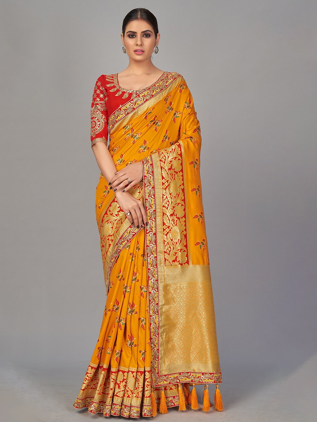 

MONJOLIKA FASHION Orange & Gold-Toned Woven Design Zari Silk Blend Banarasi Saree