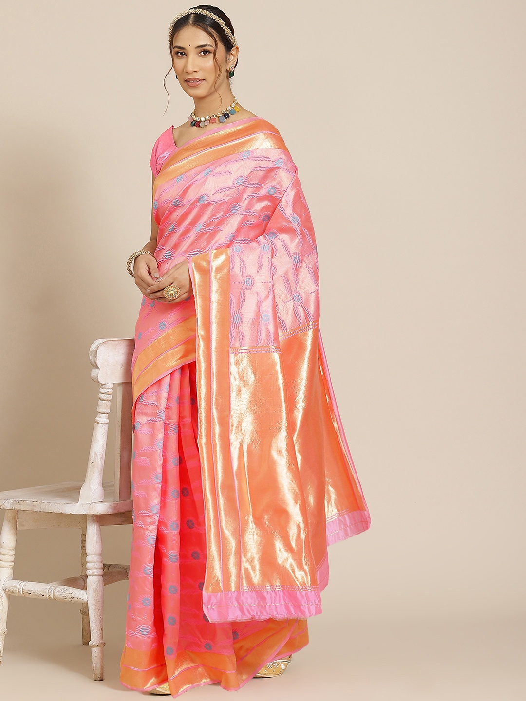 

Warthy Ent Pink & Orange Ethnic Motifs Zari Silk Blend Kanjeevaram Saree