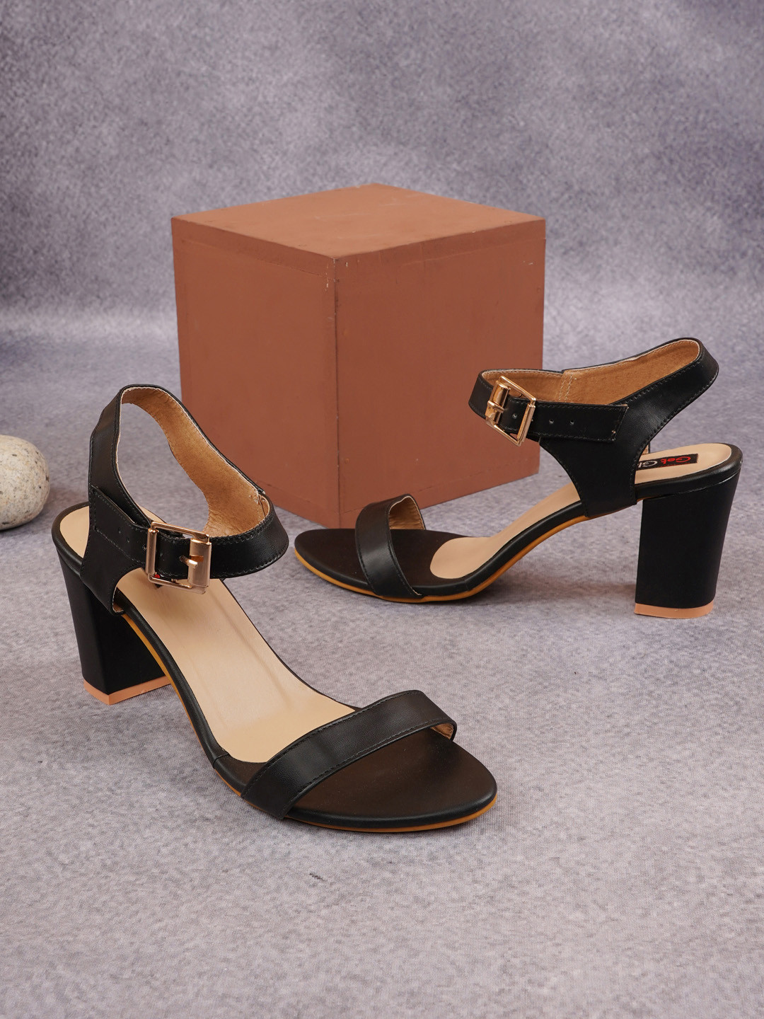

Get Glamr Women Black Solid Heels