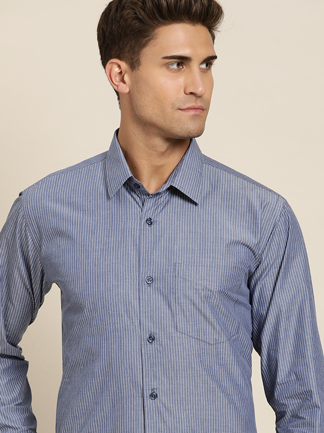 

Hancock Men Blue Slim Fit Pinstripes Striped Formal Shirt