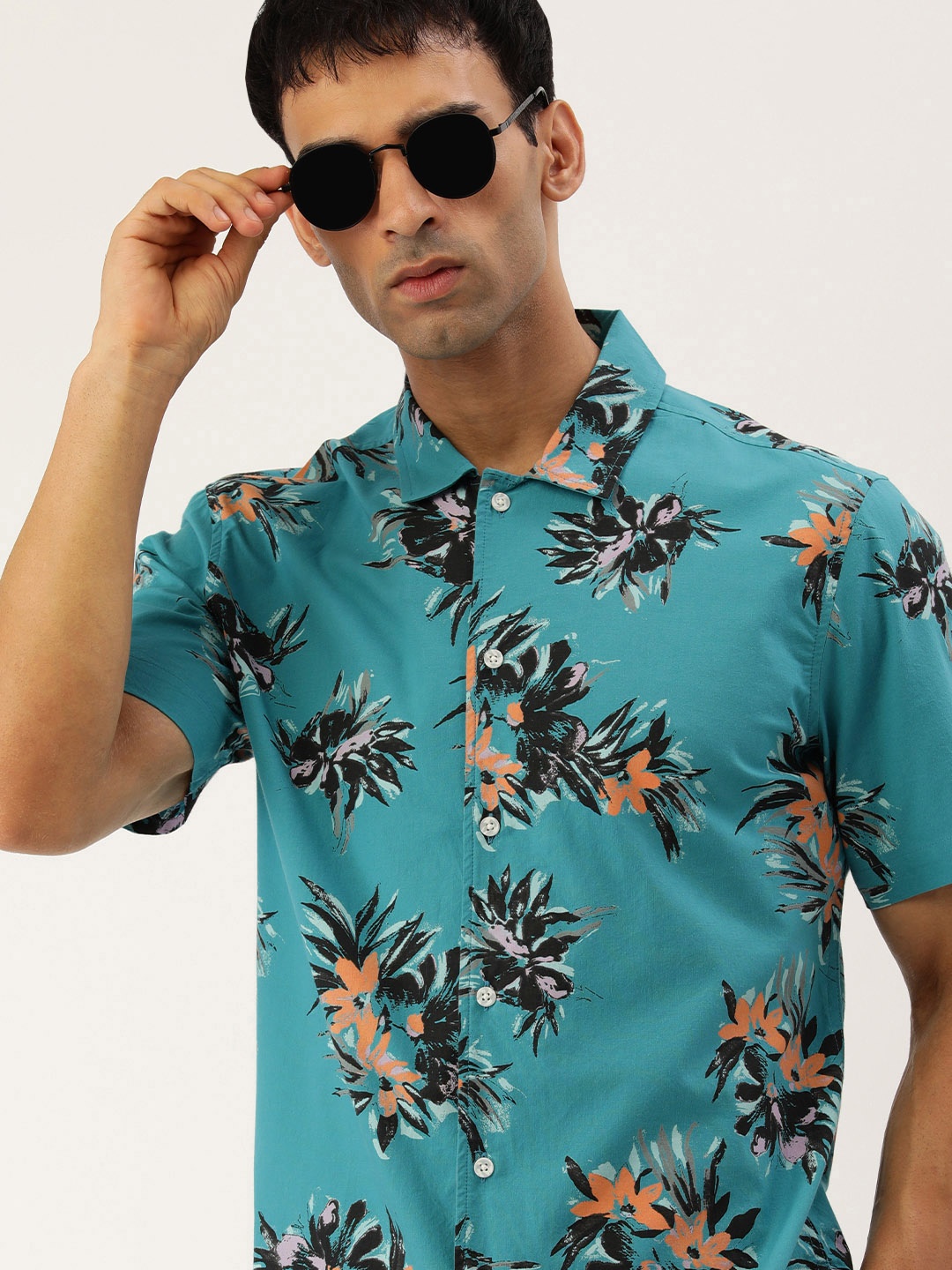 

IMYOUNG Men Blue Floral Printed Smart Slim Fit Casual Shirt