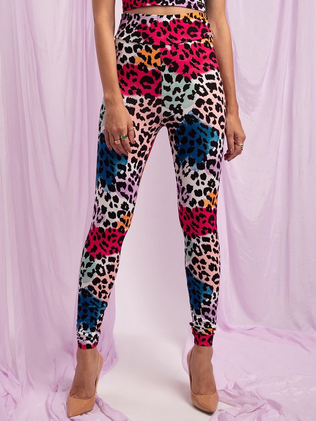

KENDALL & KYLIE Women Pink & Blue Printed Ankle-Length Leggings