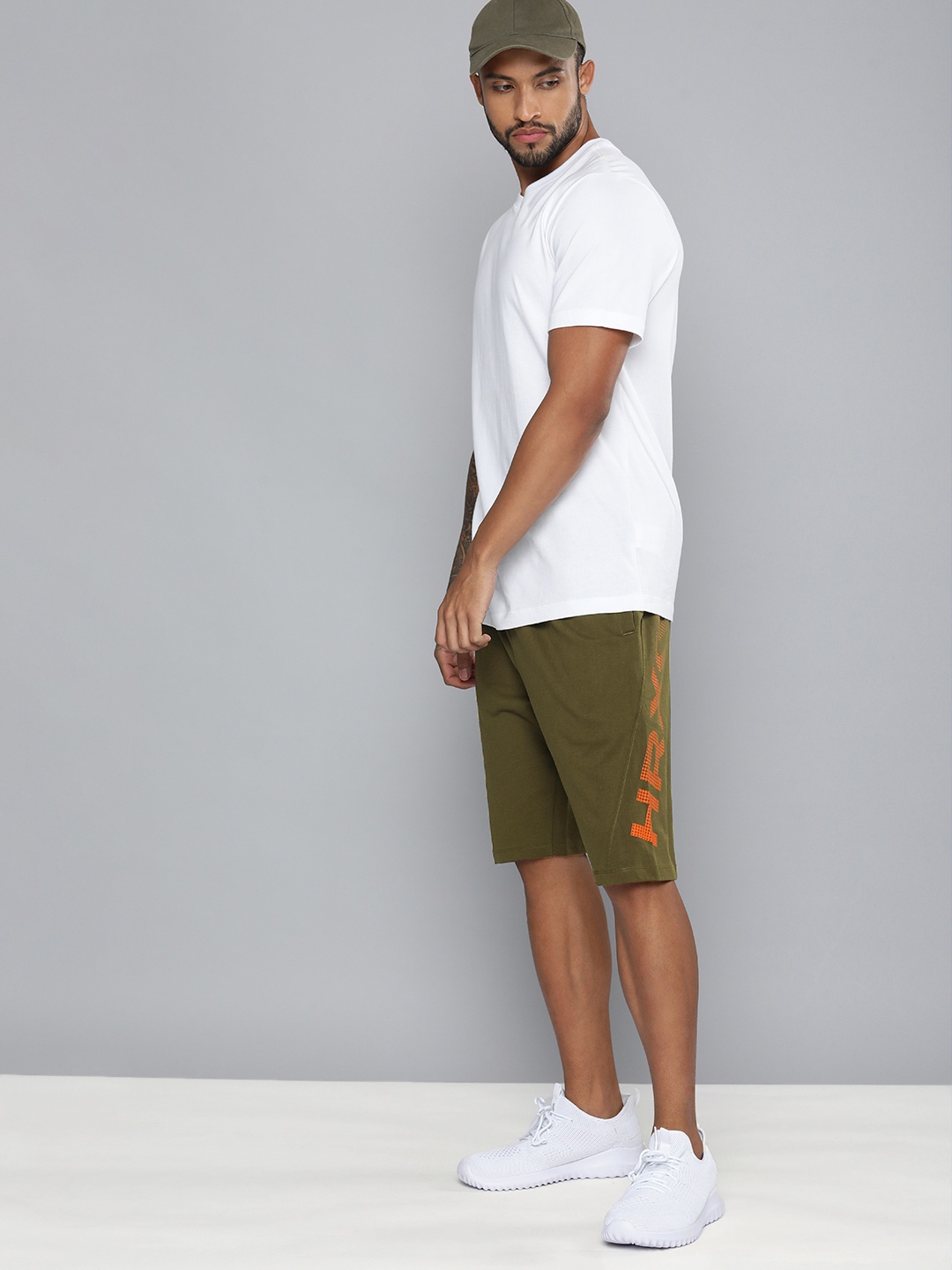 

HRX by Hrithik Roshan Men Olive Green & Orange Pure Cotton Typography Printed Shorts