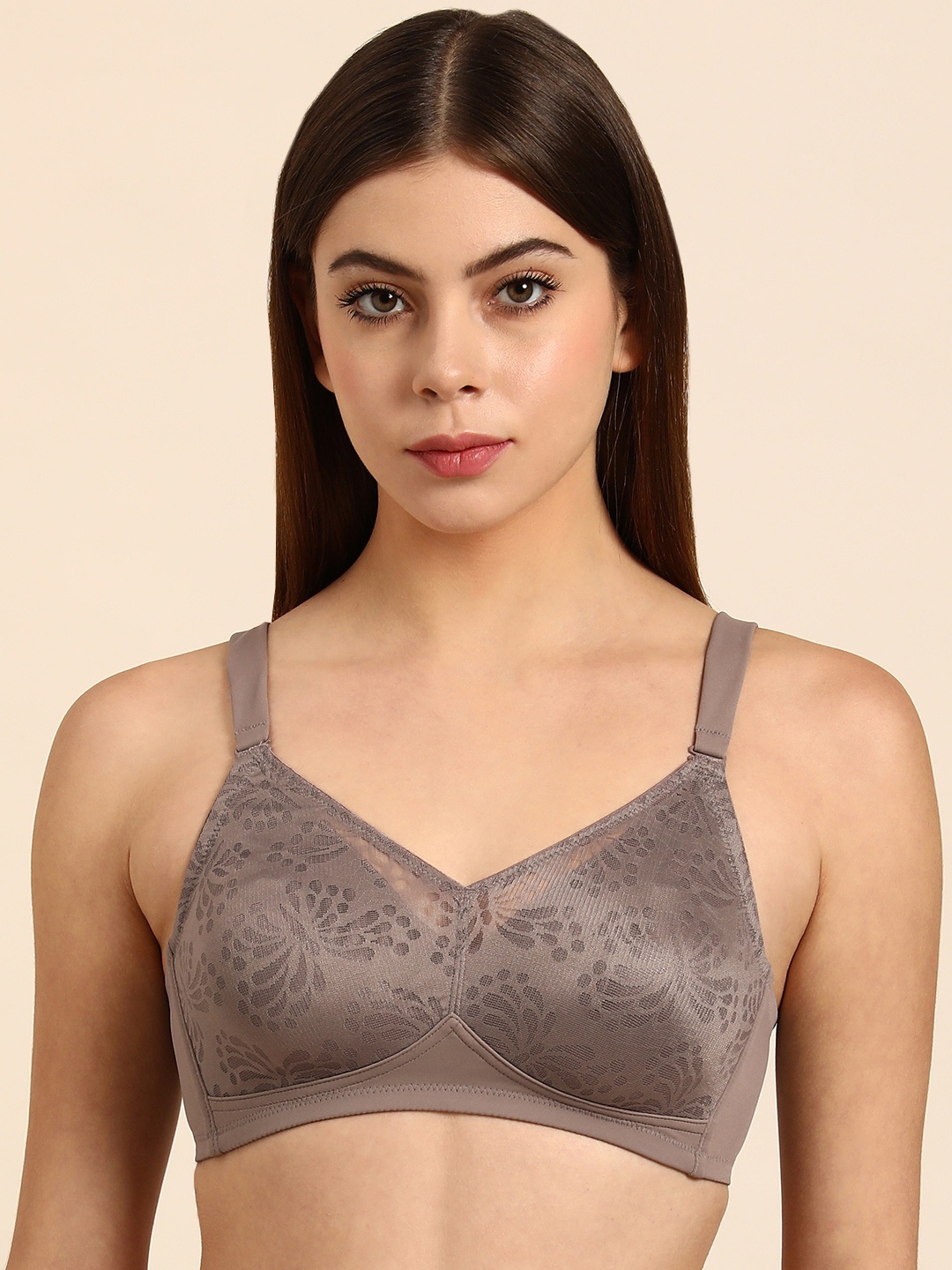 

Triumph Grey Non Padded Wireless Seamless Minimizer Bra