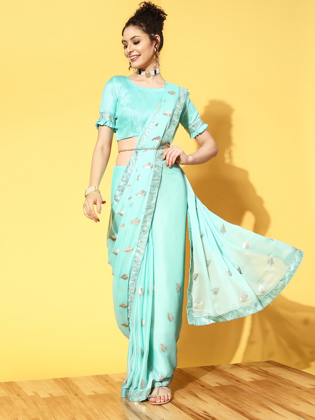

Mitera Ethnic Motifs Pure Georgette Saree with Embroidered Border, Turquoise blue