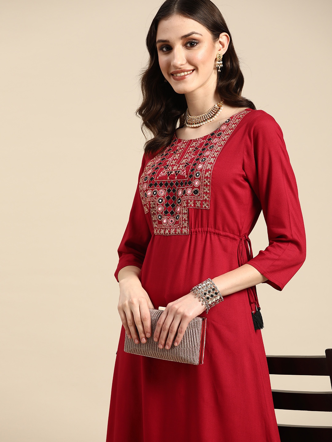 

Sangria Women Red & Black Ethnic Motifs Embroidered Yoke Design Kurta with Palazzos