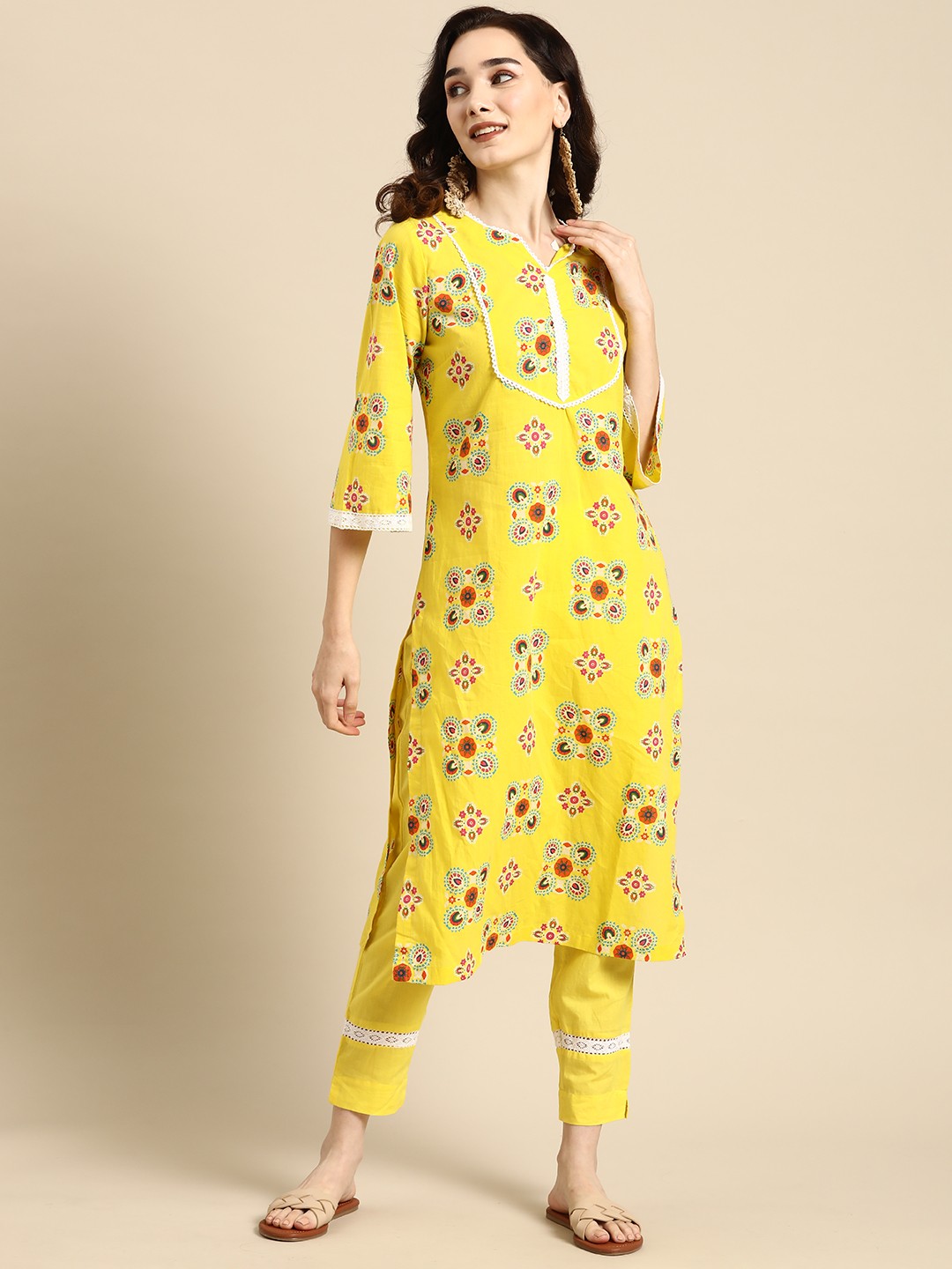 

Sangria Women Yellow Ethnic Motifs Printed Pure Cotton Kurta with Trousers