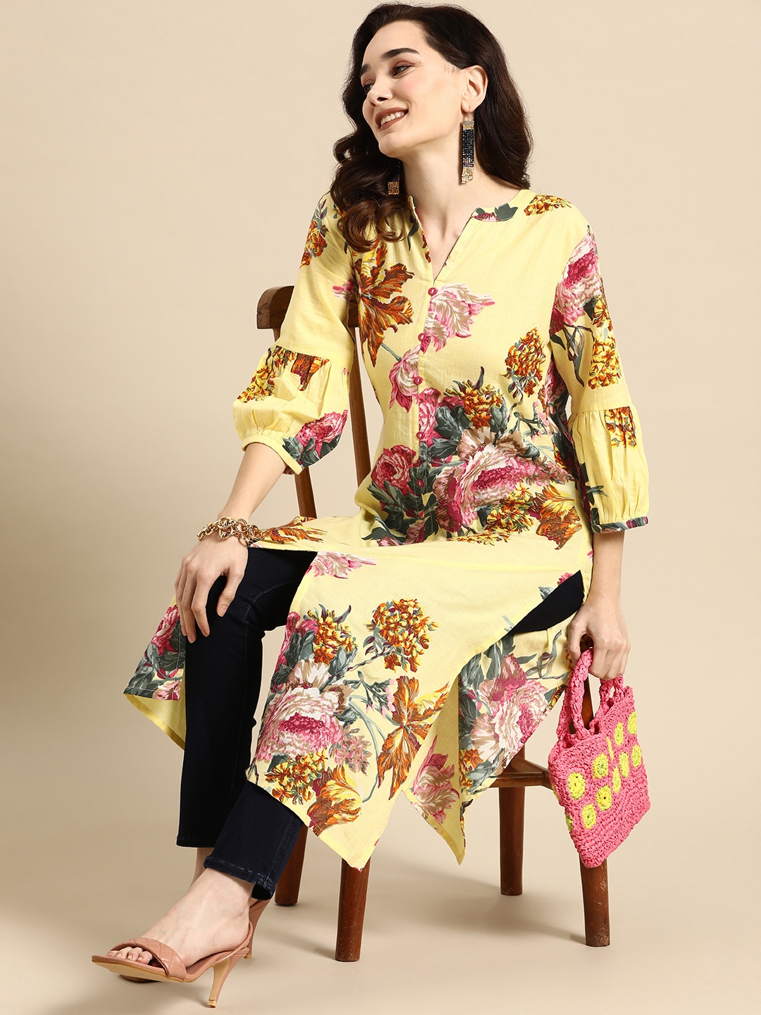 

Sangria Women Yellow & Pink Pure Cotton Floral Printed Straight Kurta