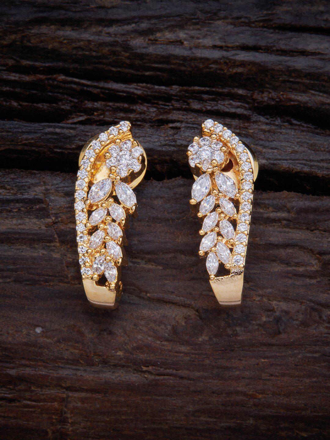 

Kushal's Fashion Jewellery White Contemporary Studs Earrings