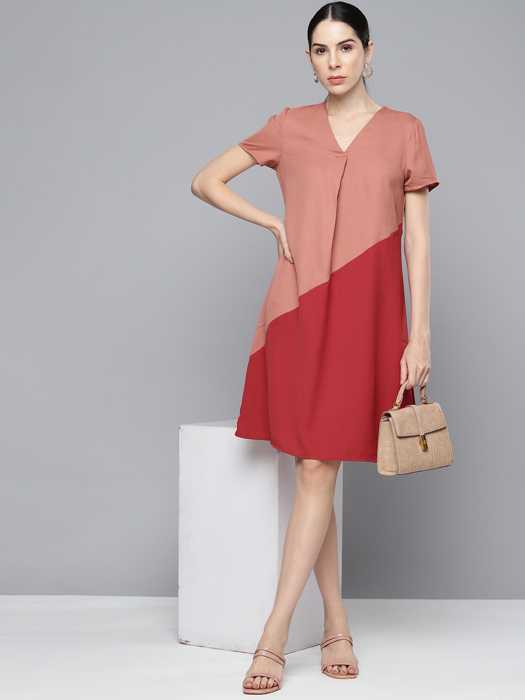 

Chemistry Colourblocked V-Neck A-Line Dress, Red