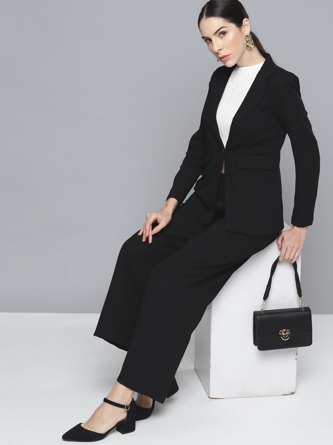 

Chemistry Women Solid Co-Ord Set, Black