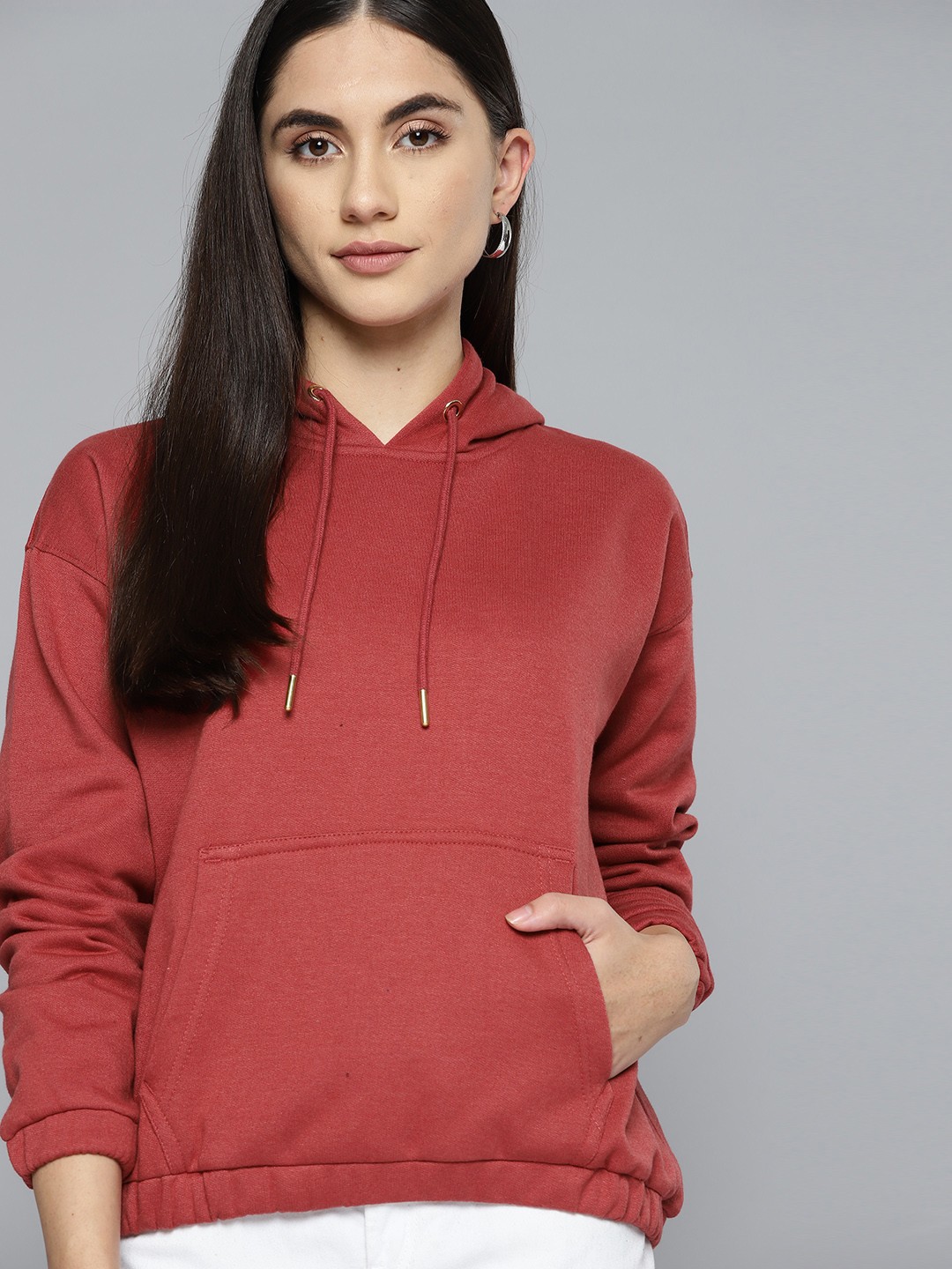 

Chemistry Women Red Solid Hooded Sweatshirt