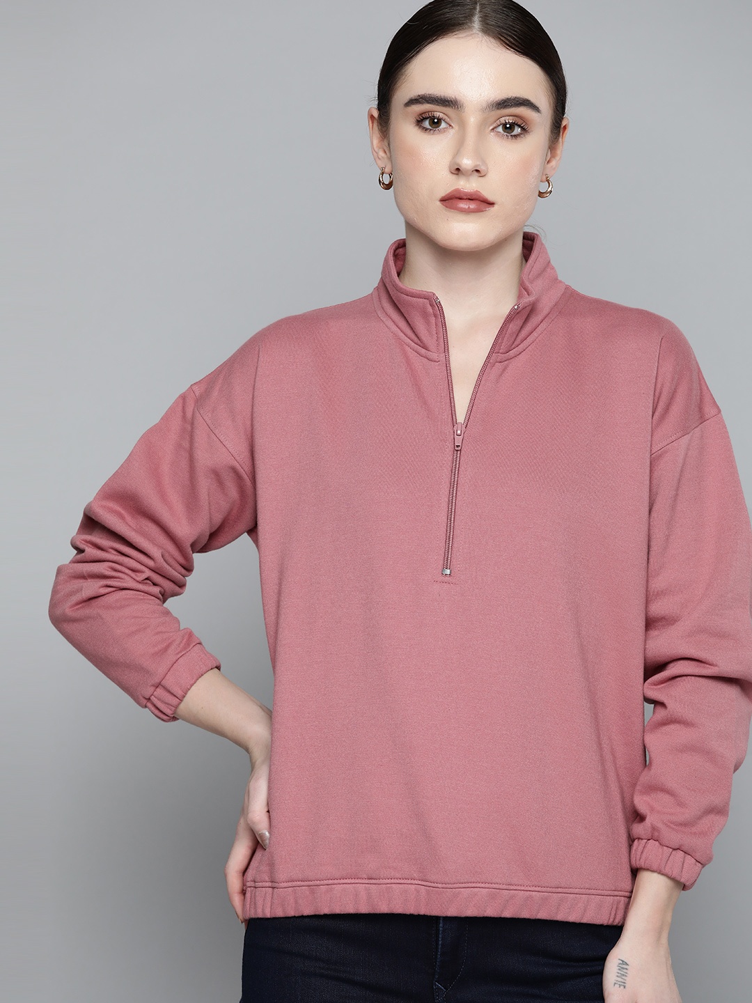 

Chemistry Women Pink Solid Half Zipped Drop Shoulder Fleece Sweatshirt