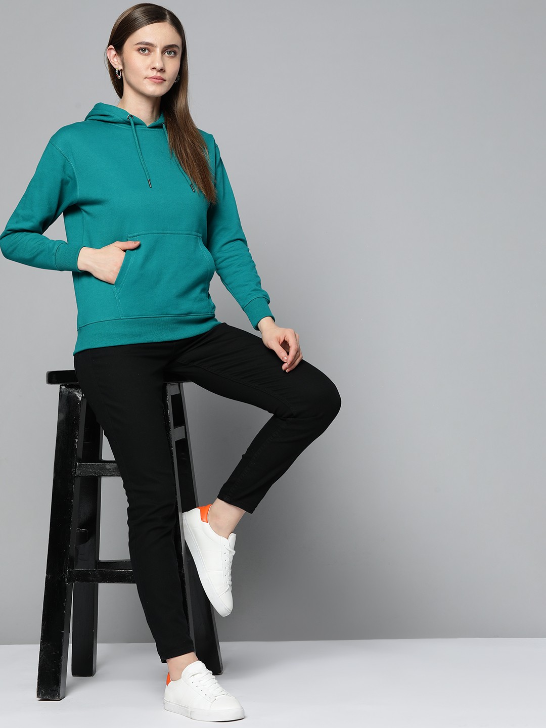 

Chemistry Women Green Solid Sweatshirt