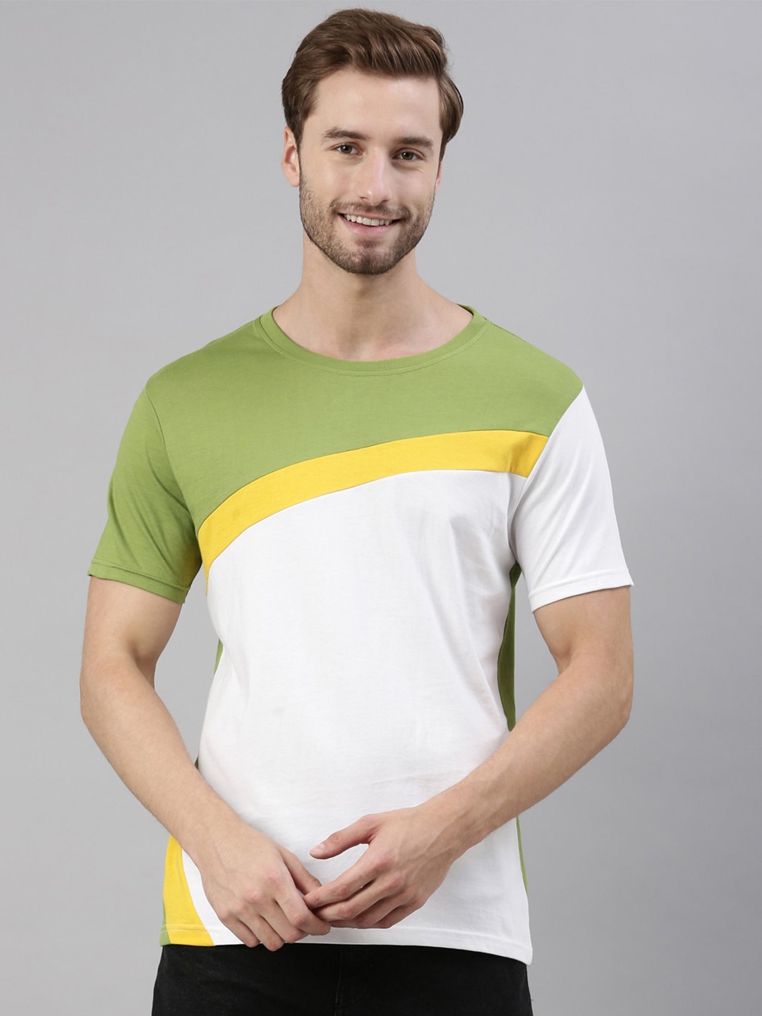 

Joven Men Multicoloured Colourblocked T-shirt, Multi