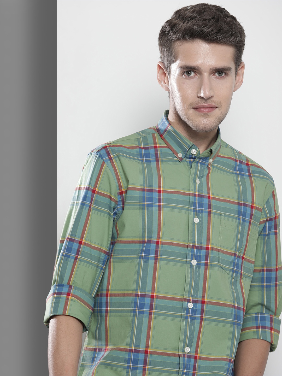 

Nautica Men Green & Blue Slim Fit Windowpane Checked Casual Shirt