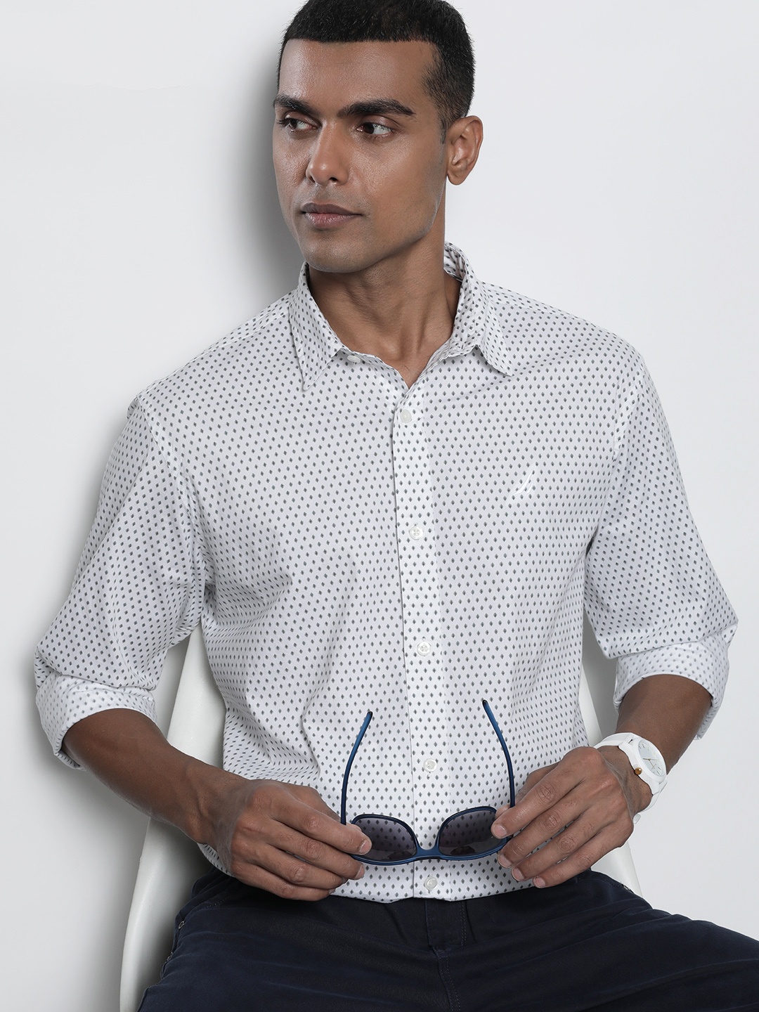 

Nautica Men White & Green Printed Casual Shirt