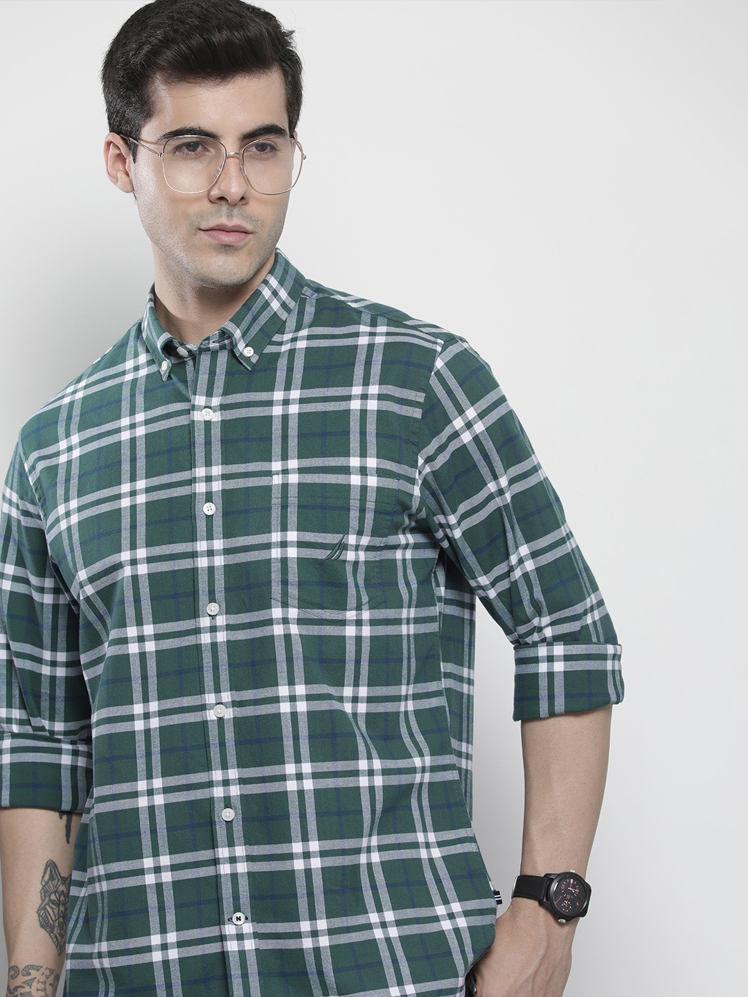 

Nautica Men Green Classic Tartan Checks Checked Casual Shirt
