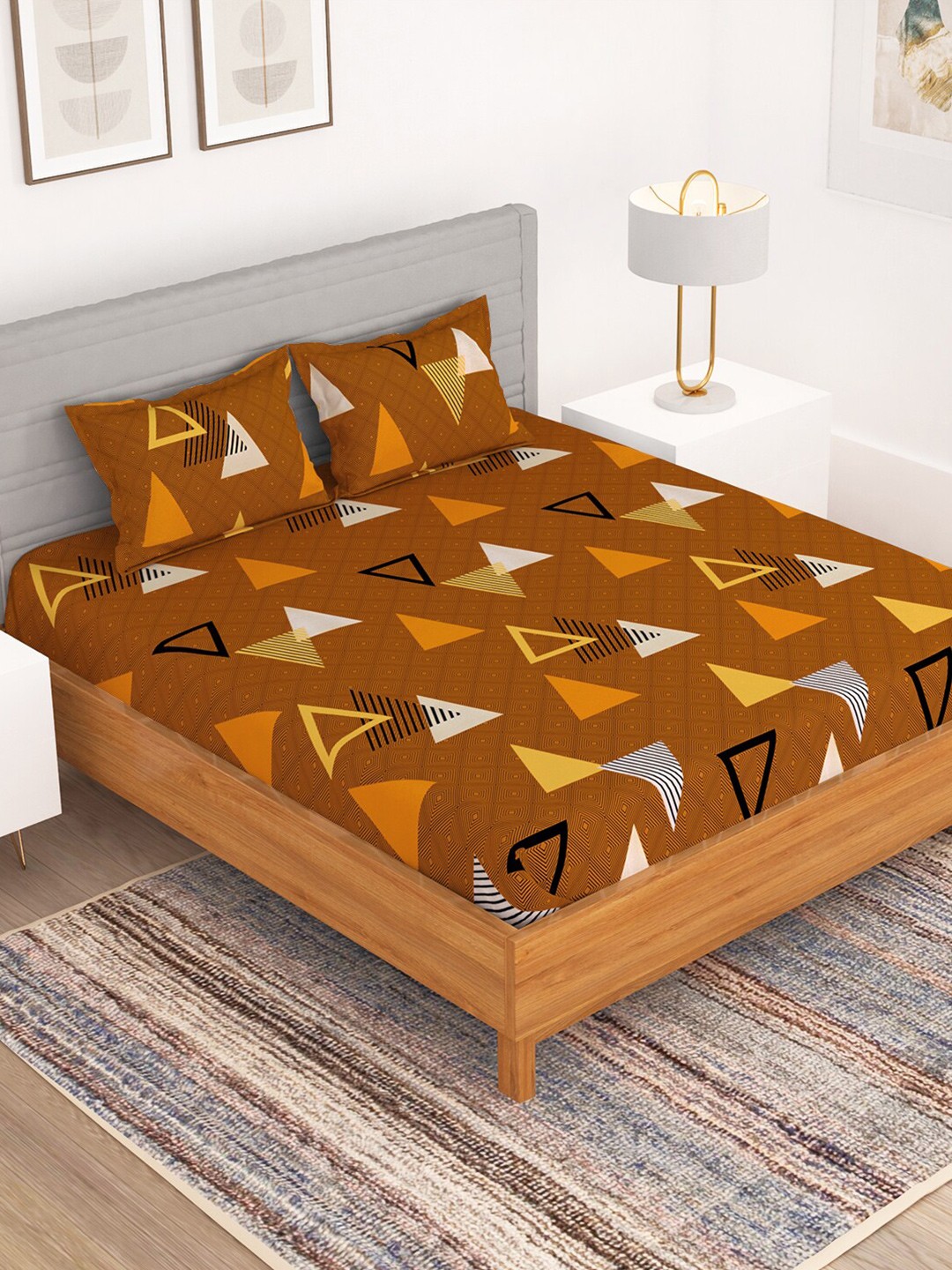 

Bedspun Orange & Brown 150 TC Queen Bedsheet with 2 Pillow Covers