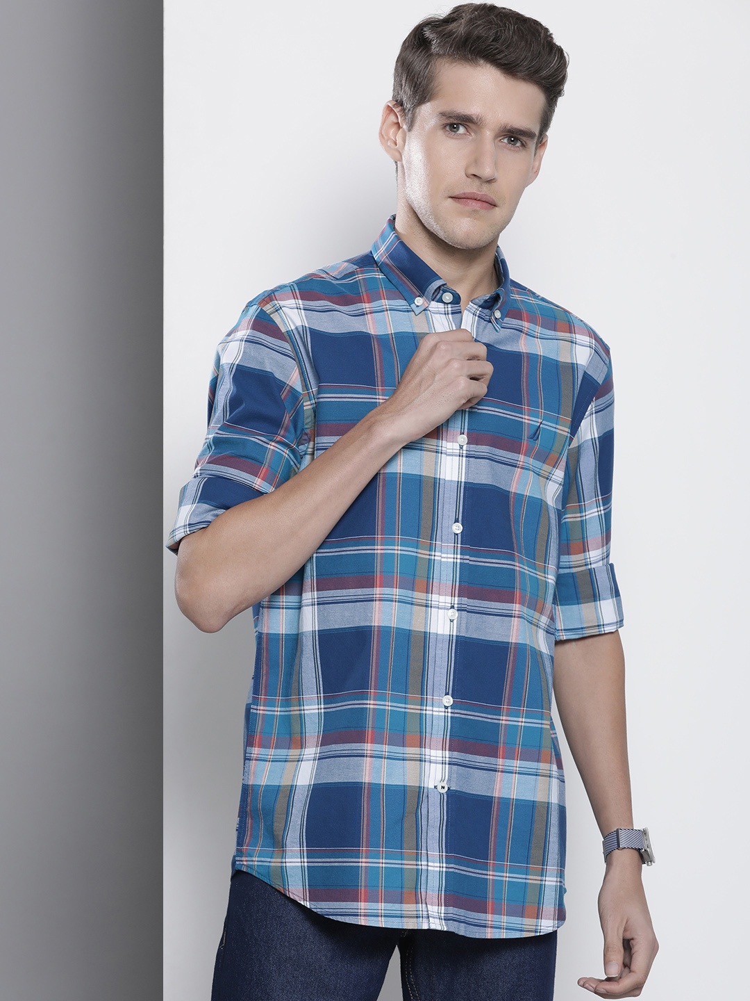 

Nautica Men Blue & White Checked Classic Fit Casual Shirt