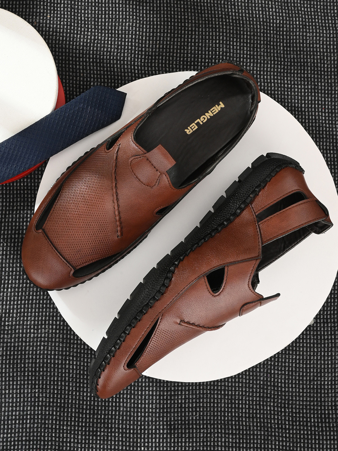 

MENGLER Men Brown & Black Comfort Sandals