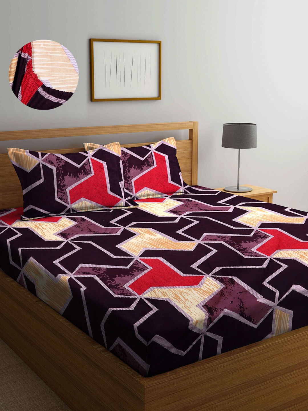 

Arrabi Brown & Red 300 TC King Bedsheet with 2 Pillow Covers