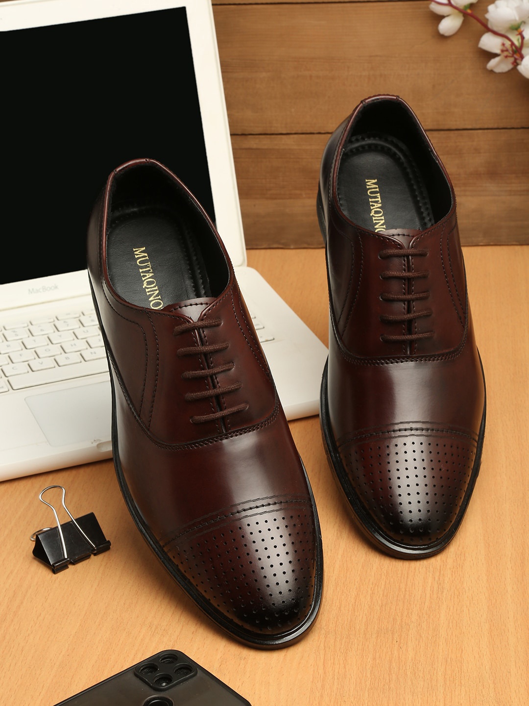 MUTAQINOTI Men Maroon Patterned Formal Oxford Shoes