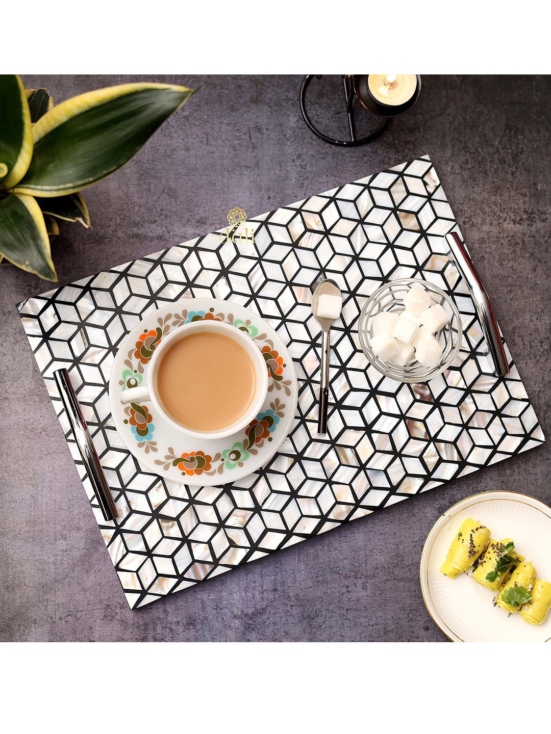 

DULI Off White & Black Printed wooden Tray