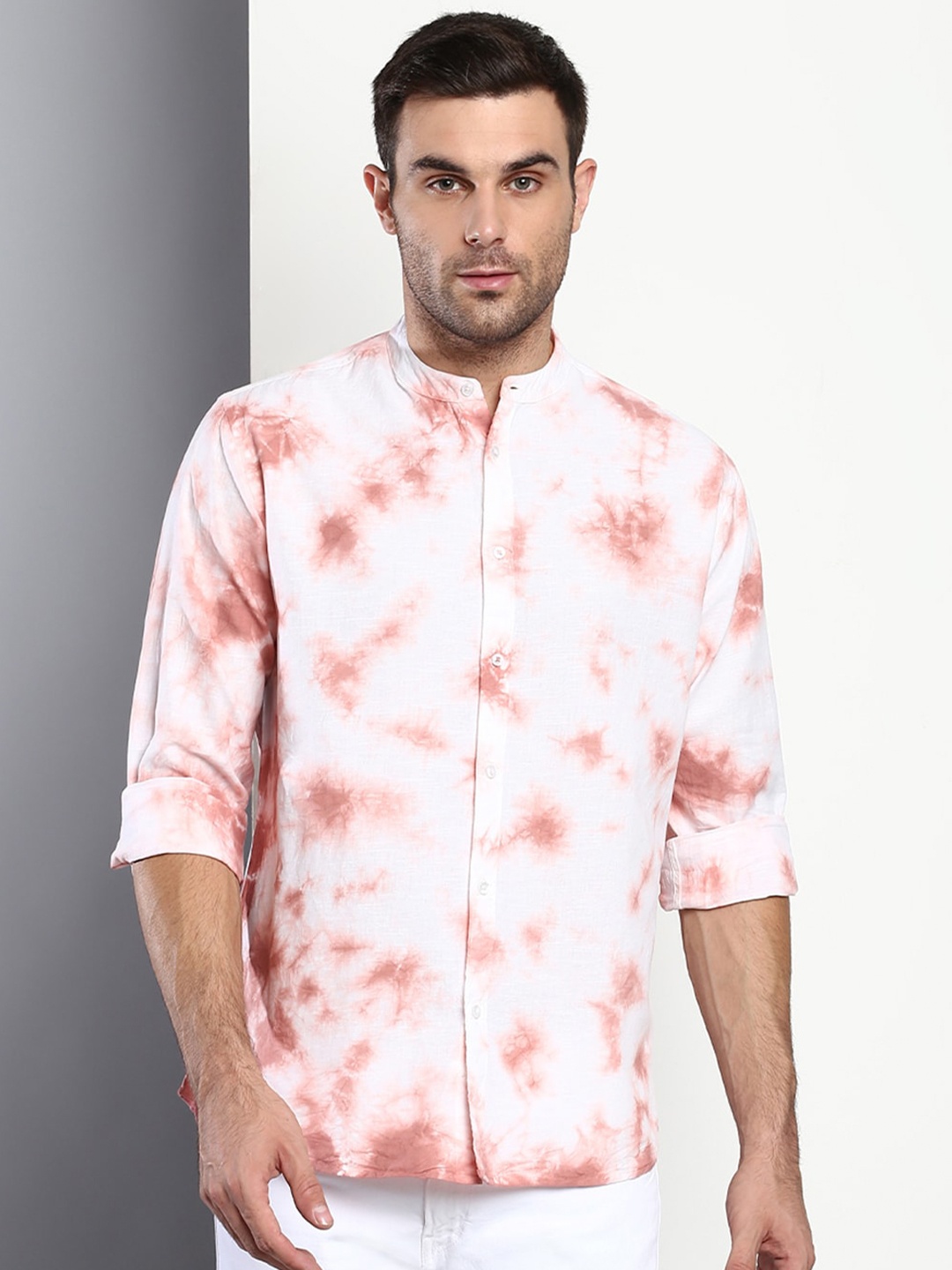 

Dennis Lingo Men Pink Slim Fit Floral Printed Casual Shirt