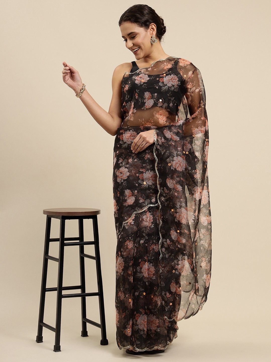 

VASTRANAND Black & Pink Floral Print Mirror-Work Organza Saree