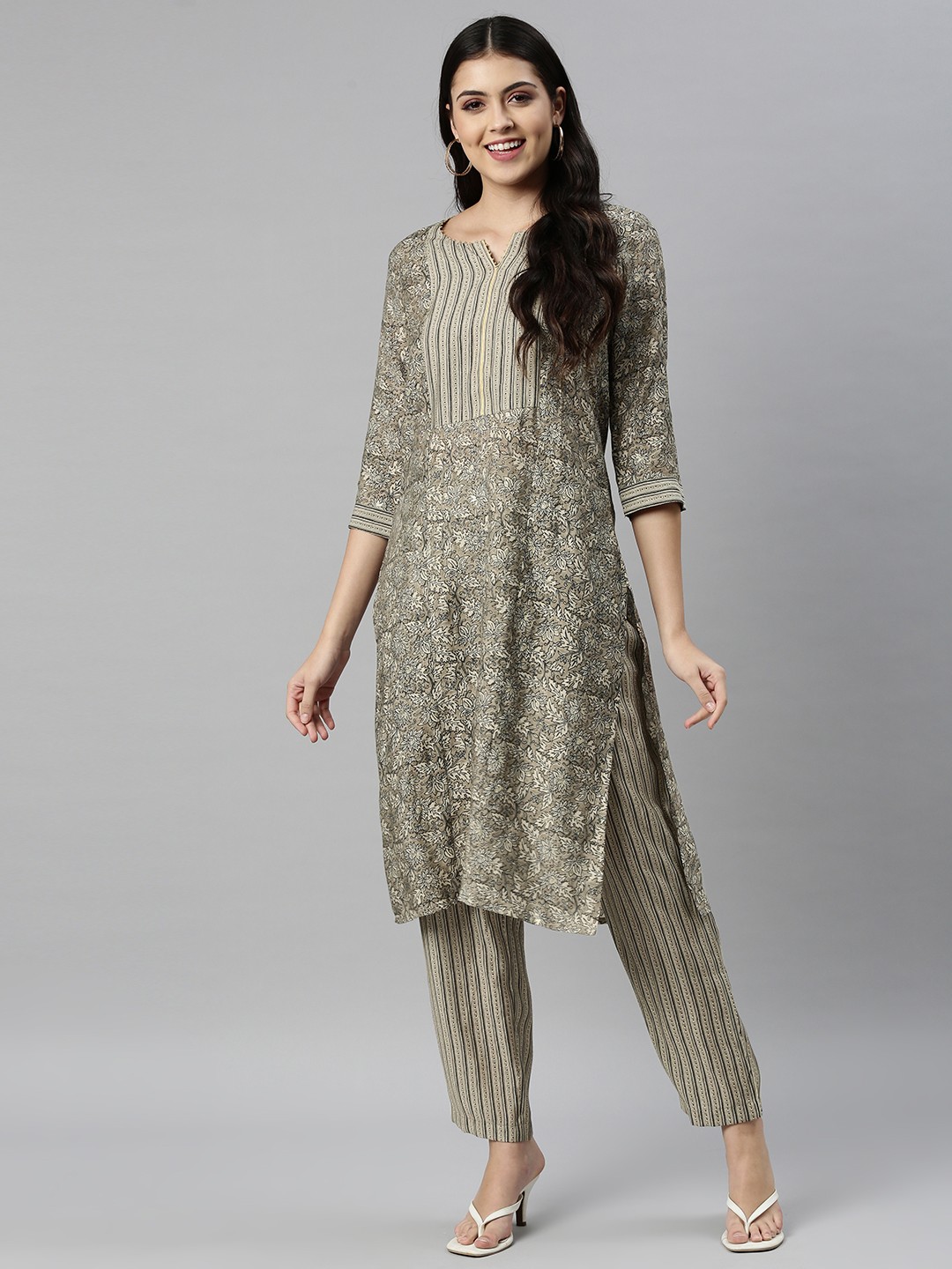 

ETIQUETTE Women Taupe Ethnic Motifs Printed Kurta with Palazzos