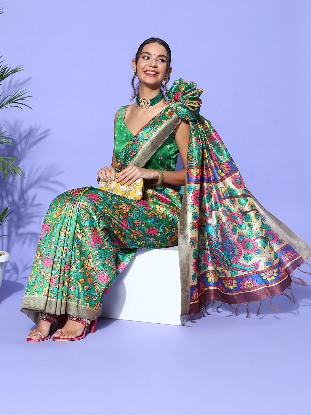 

Mitera Green Floral Art Silk Pochampally Saree