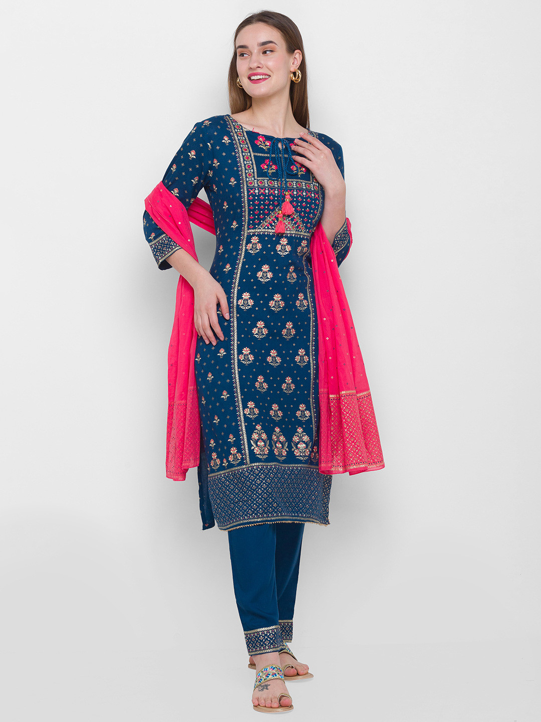 

ZOLA Women Blue Floral Panelled Kurti with Trousers & With Dupatta