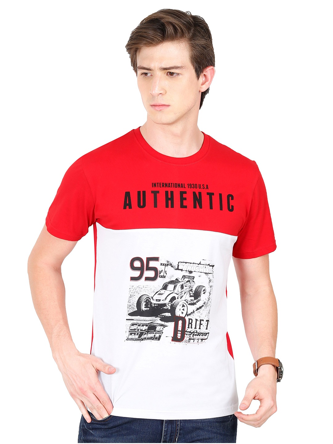 

Fleximaa Men Multicoloured Typography Printed Applique T-shirt, Multi