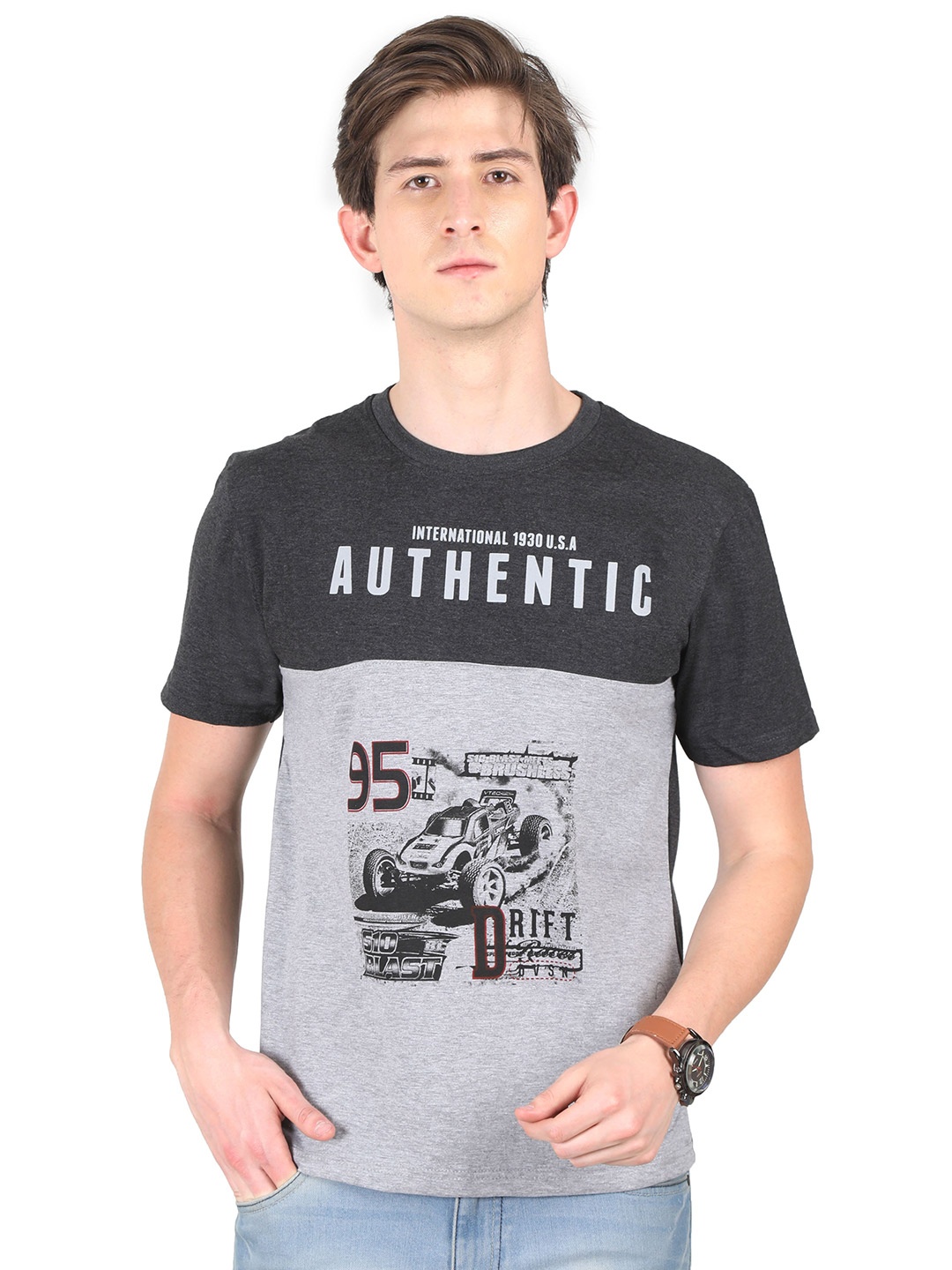 

Fleximaa Men Multicoloured Typography Printed Applique T-shirt, Multi