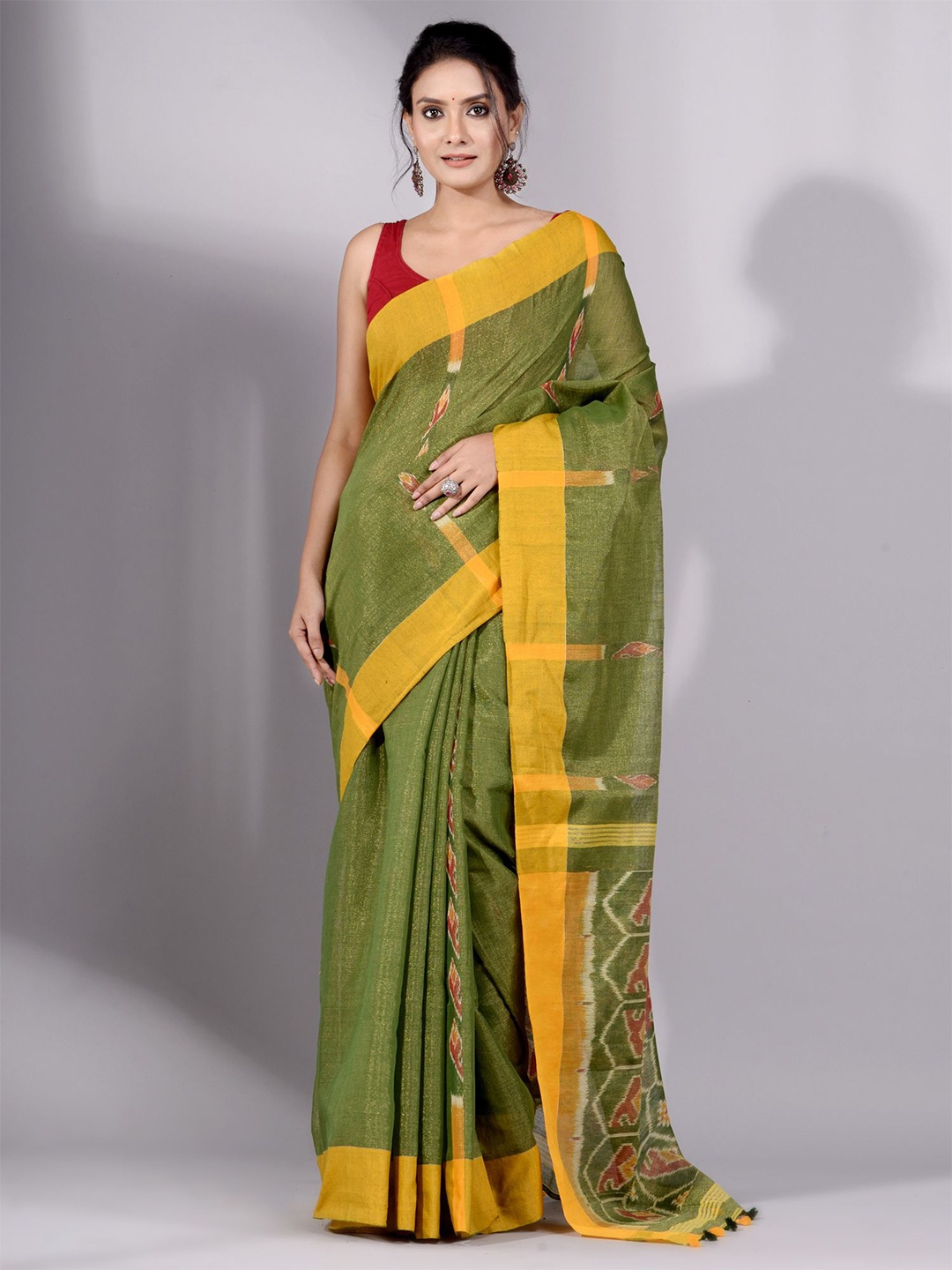 

Charukriti Green & Yellow Woven Design Tissue Saree