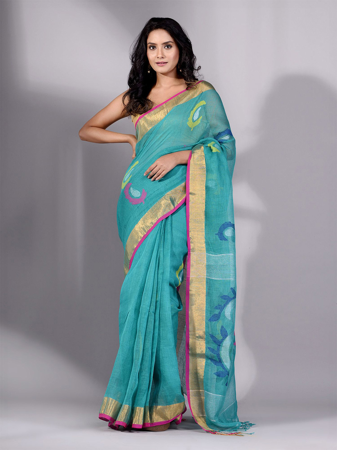 

Charukriti Sea Green & Pink Woven Design Pure Linen Saree