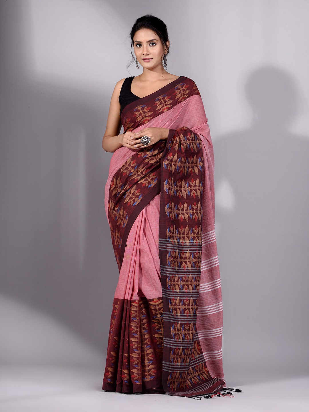 

Charukriti Red & Pink Floral Pure Cotton Saree