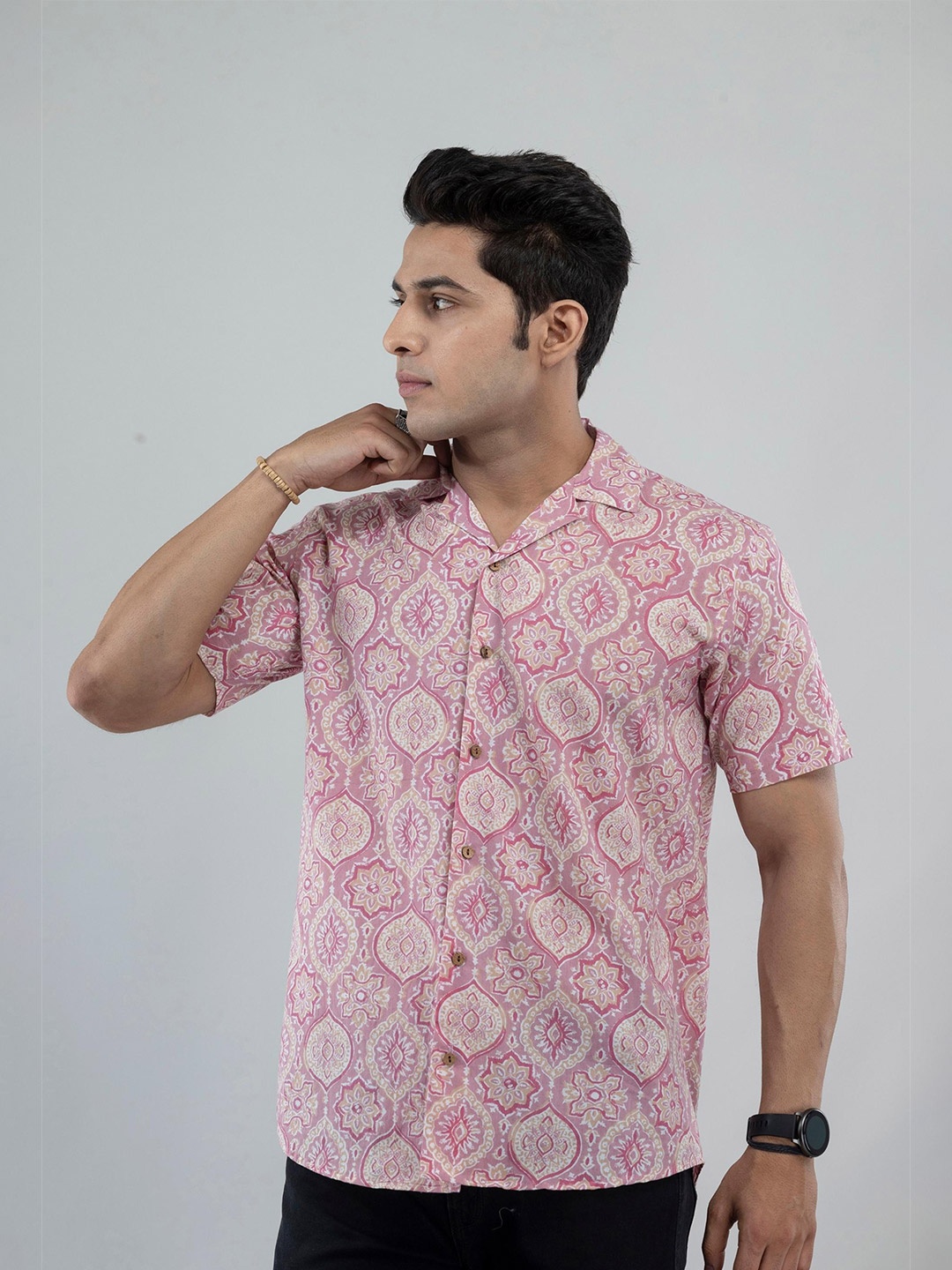 

Firangi Yarn Men Blue Classic Printed Casual Shirt