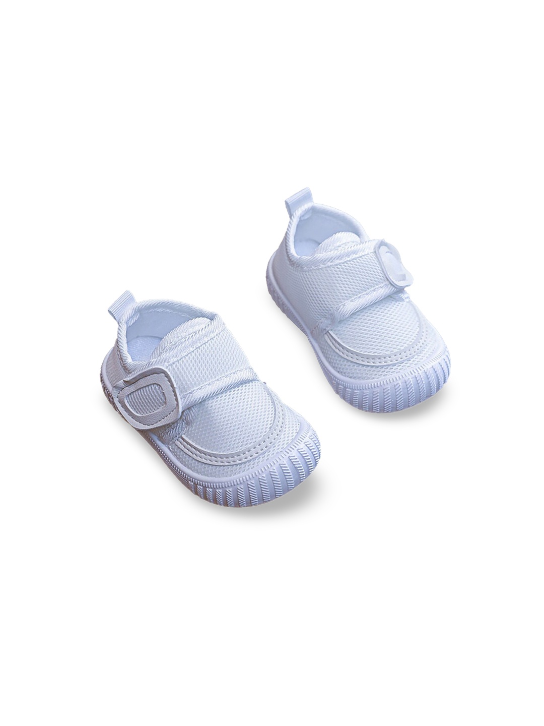 

Hopscotch Unisex Kids White Striped Slip-On Sneakers