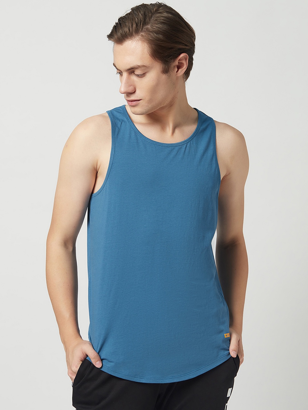 

EDRIO Men Blue Cotton Solid Innerwear Vests