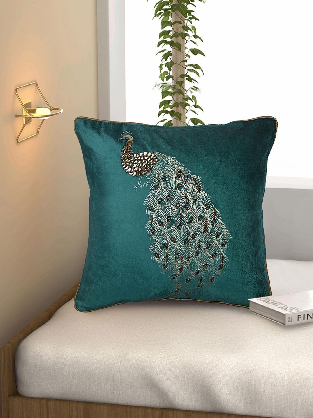 

Athome by Nilkamal Green & Copper-Toned Abstract Square Cushion Covers