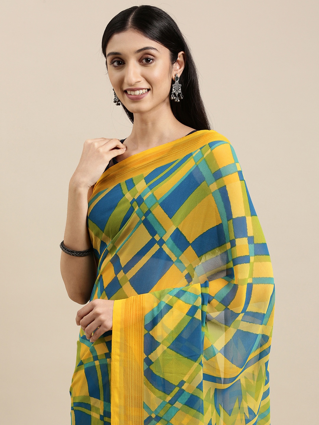 

Shaily Yellow & Blue Geometric Print Saree With Unstitched Blouse