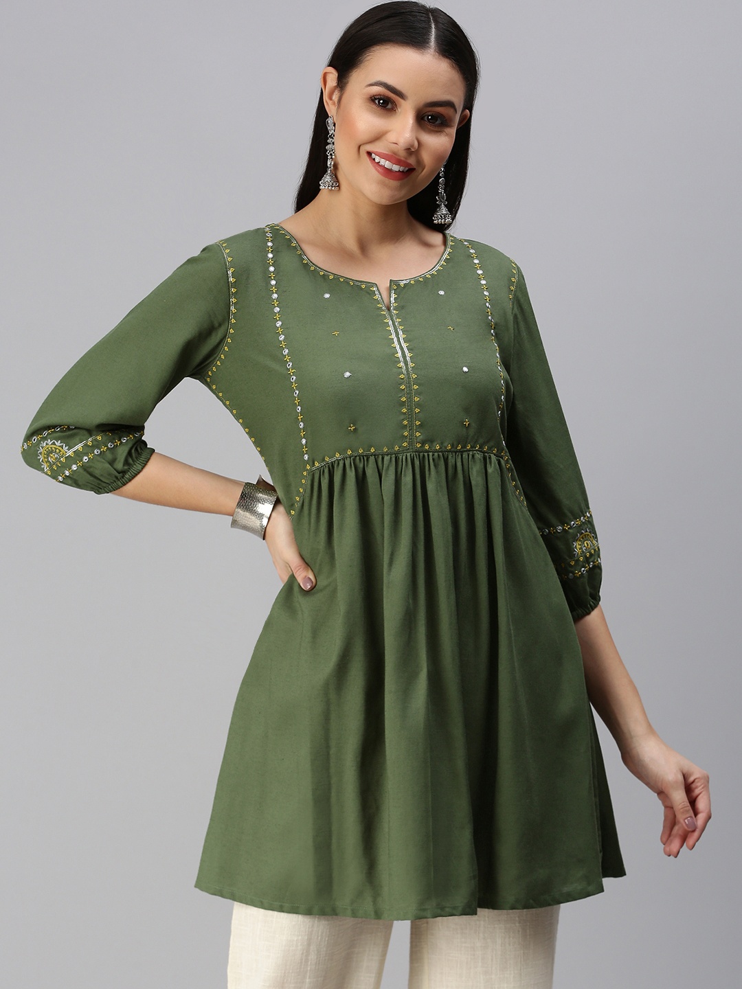 

ETIQUETTE Green Geometric Embroidered Kurti