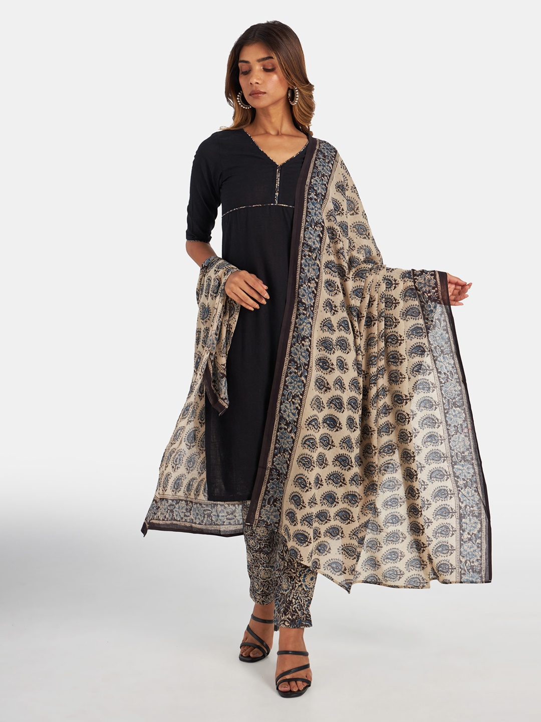 

Suta Women Blue Angrakha Pure Cotton Kurta with Palazzos & With Dupatta