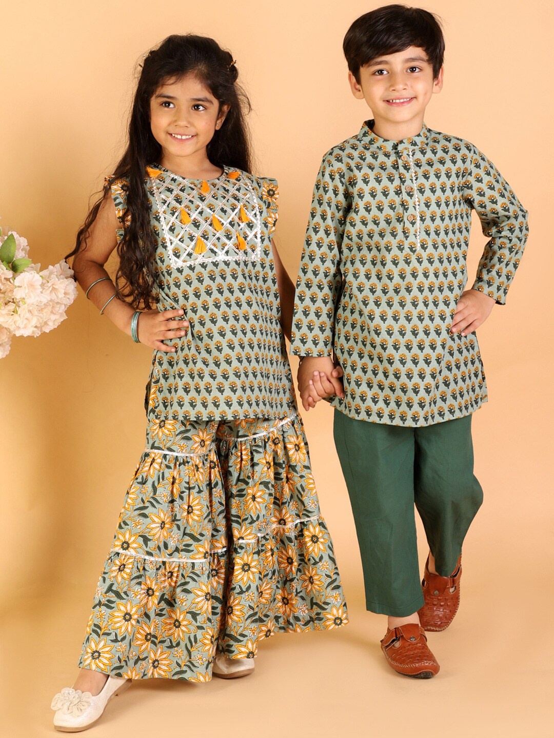 

LIL DRAMA Girls Green Ethnic Motifs Printed Pure Cotton Kurti with Sharara