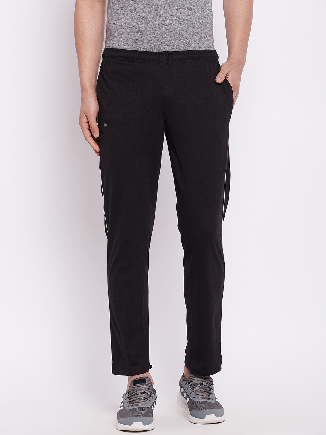 

Camey Men Black Solid Track Pants